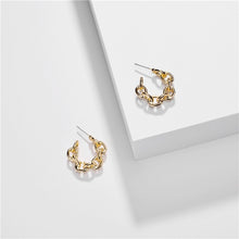 Charger l'image dans la galerie, Punk Rock Gold Color Clip Earrings No Piercing Trendy Link Chain Earcuffs Statement Cartilage Earrings for Women Party Jewelry