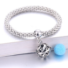 Charger l&#39;image dans la galerie, Creative Aromatherapy Bracelet Jewelry perfume Aroma Diffuser Essential Oil Diffuser Pendant Locket Bracelet With Pads
