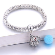 Charger l&#39;image dans la galerie, Creative Aromatherapy Bracelet Jewelry perfume Aroma Diffuser Essential Oil Diffuser Pendant Locket Bracelet With Pads
